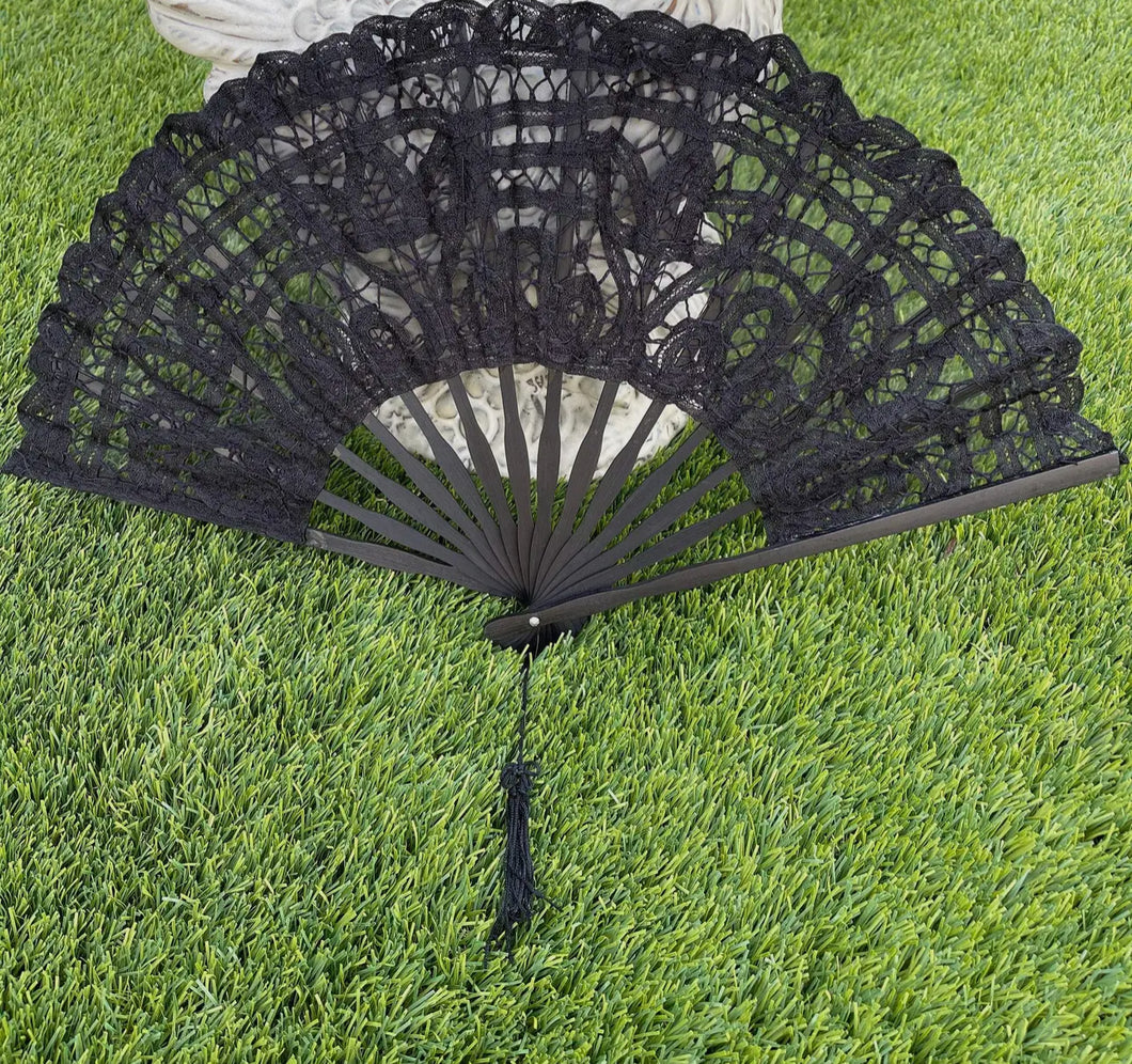 ♥️ Lace Fan