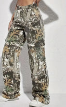 Load image into Gallery viewer, Cargo Safari Pants
