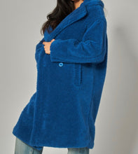 Load image into Gallery viewer, YoYo Teddy Jacket
